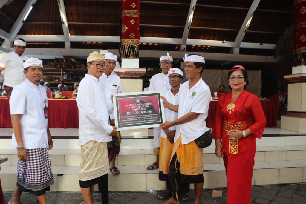 Wabup Suiasa Hadiri Renungan Suci dan Dialog Imajiner 7 Abad Bhinneka Tunggal Ika